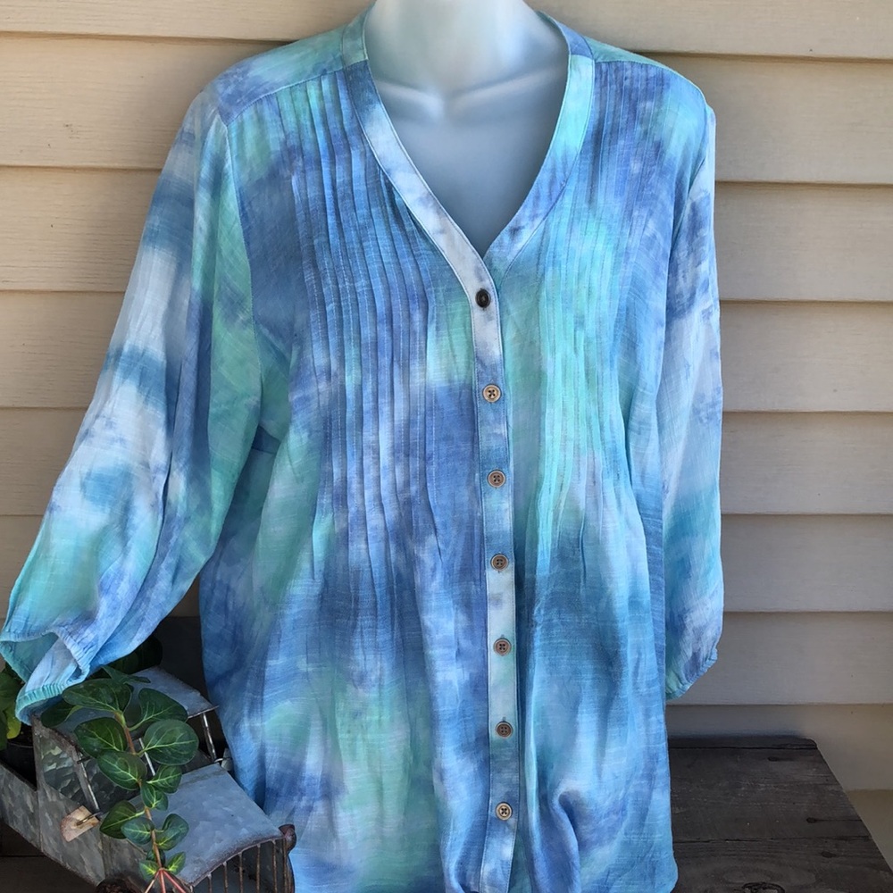 Dress Barn Blue Green Tie-Dye Button Down Shirt